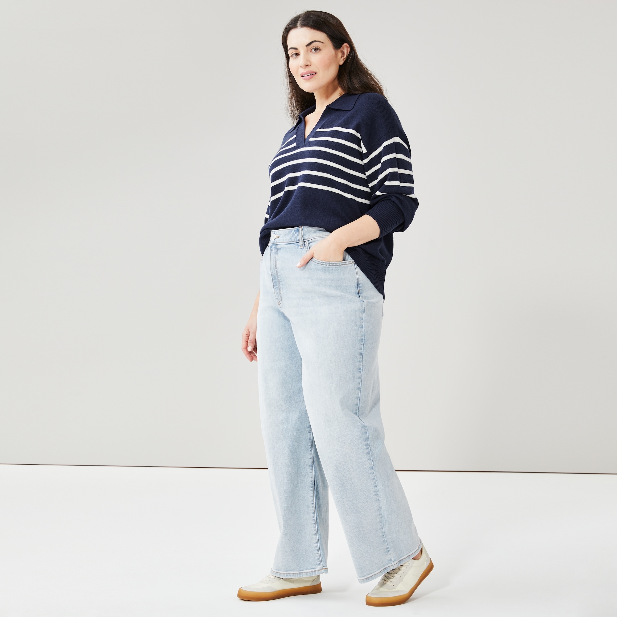 Women+ High Rise Wide Leg Jean
