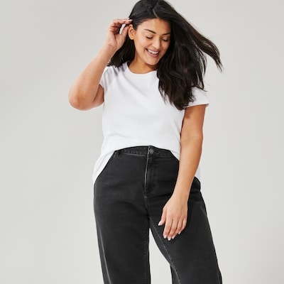 Joe Fresh Jean noir à coupe décontractée Femmes+ 1 ea, 45,00 $/1ch