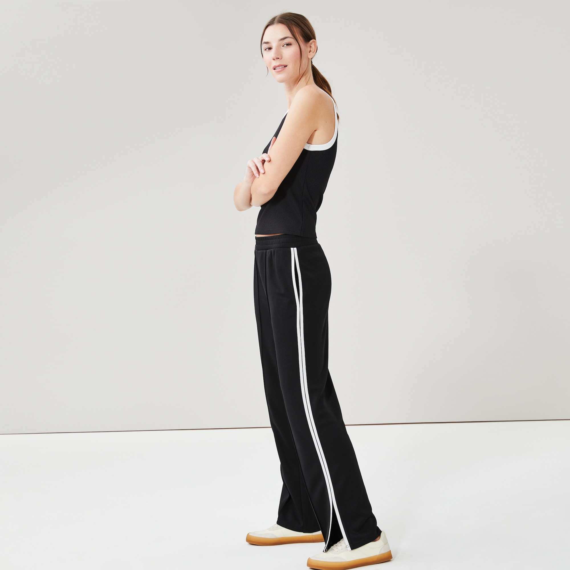 *p(R)ojectR® M5V Track Pants MA55IVE p(R)ojectR® M5V Track Pants MA55IVE p(R)ojectR® × MA55IVE