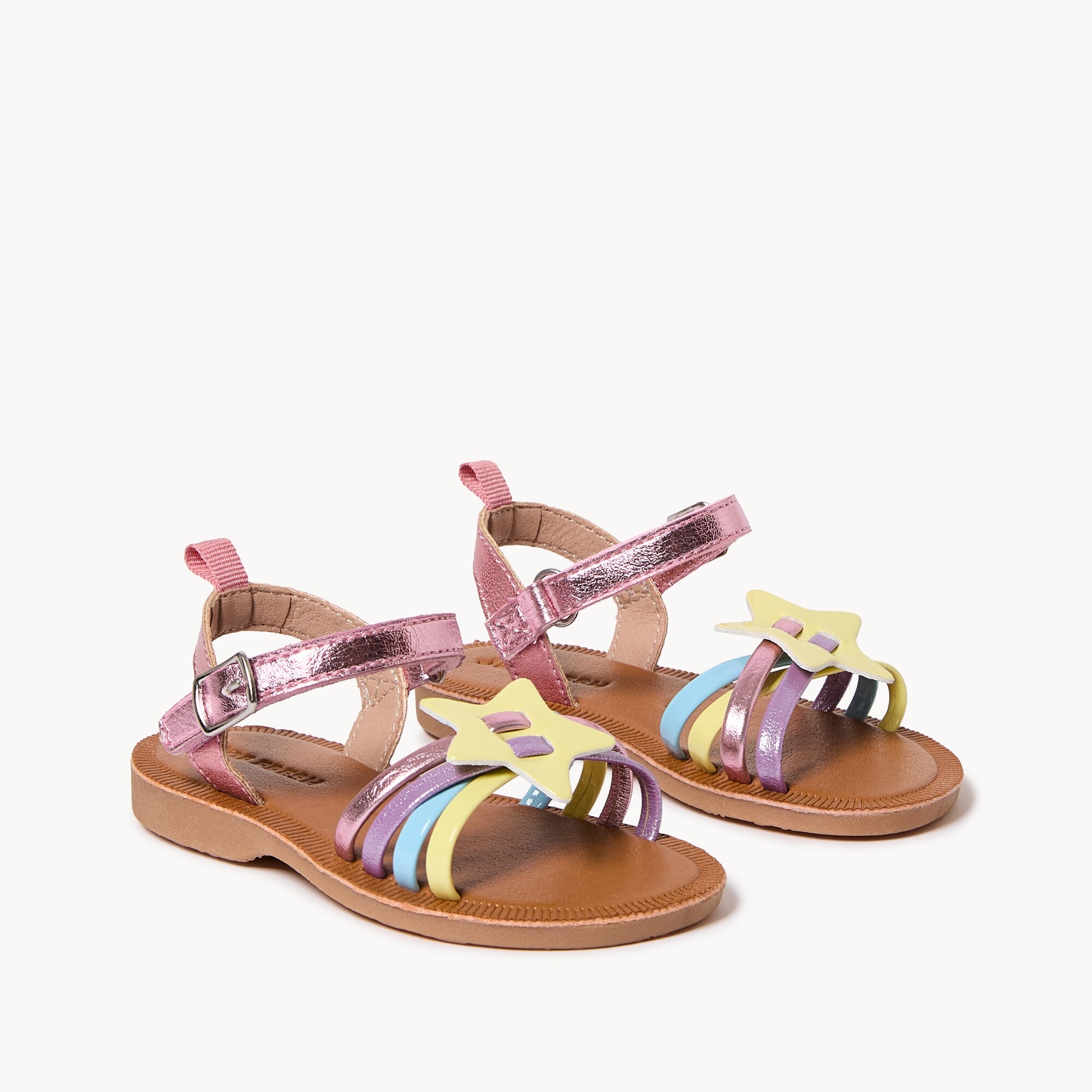 Sandales avec étoile pour petites filles