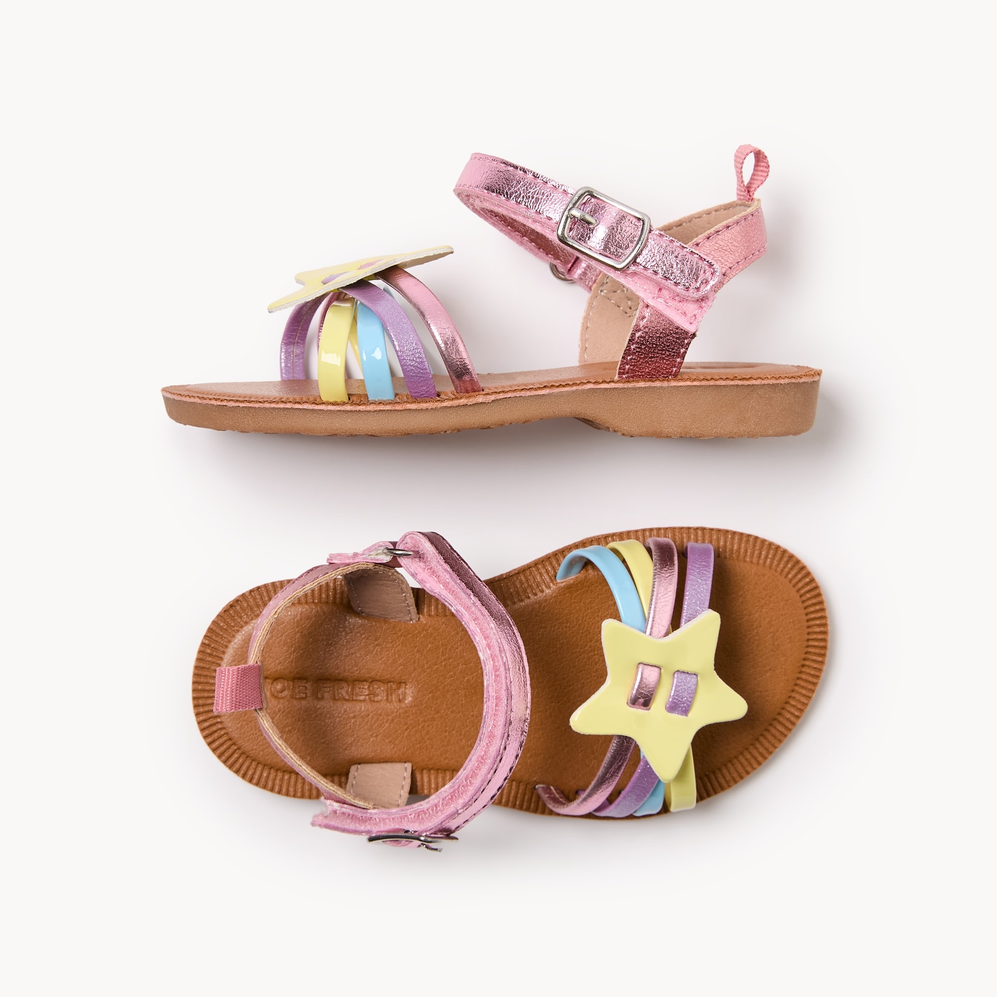 Sandales avec étoile pour petites filles