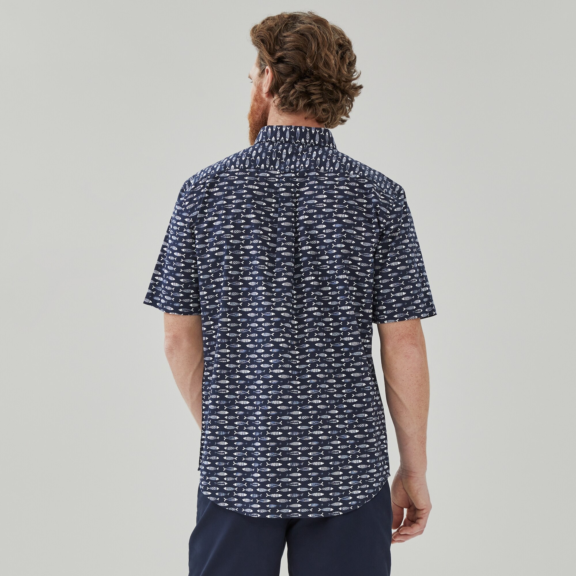 T-shirt boutonné imprimé pour hommes