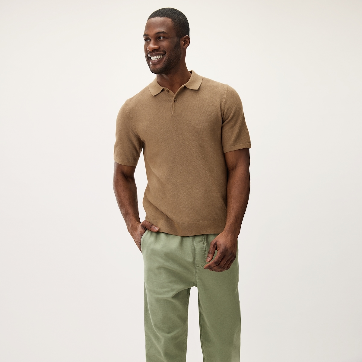 Polo en tricot classique manches courtes, hommes - Brun