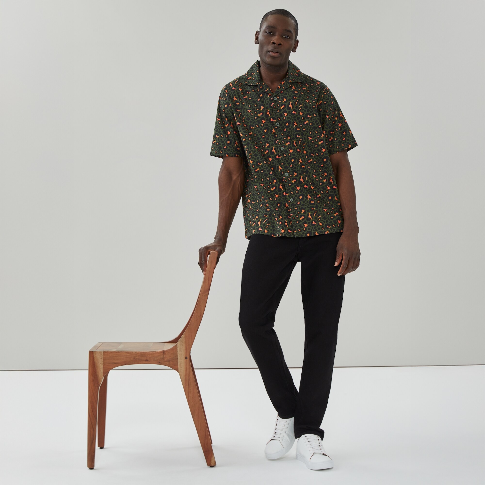 Chemise imprimée à col cubain pour hommes