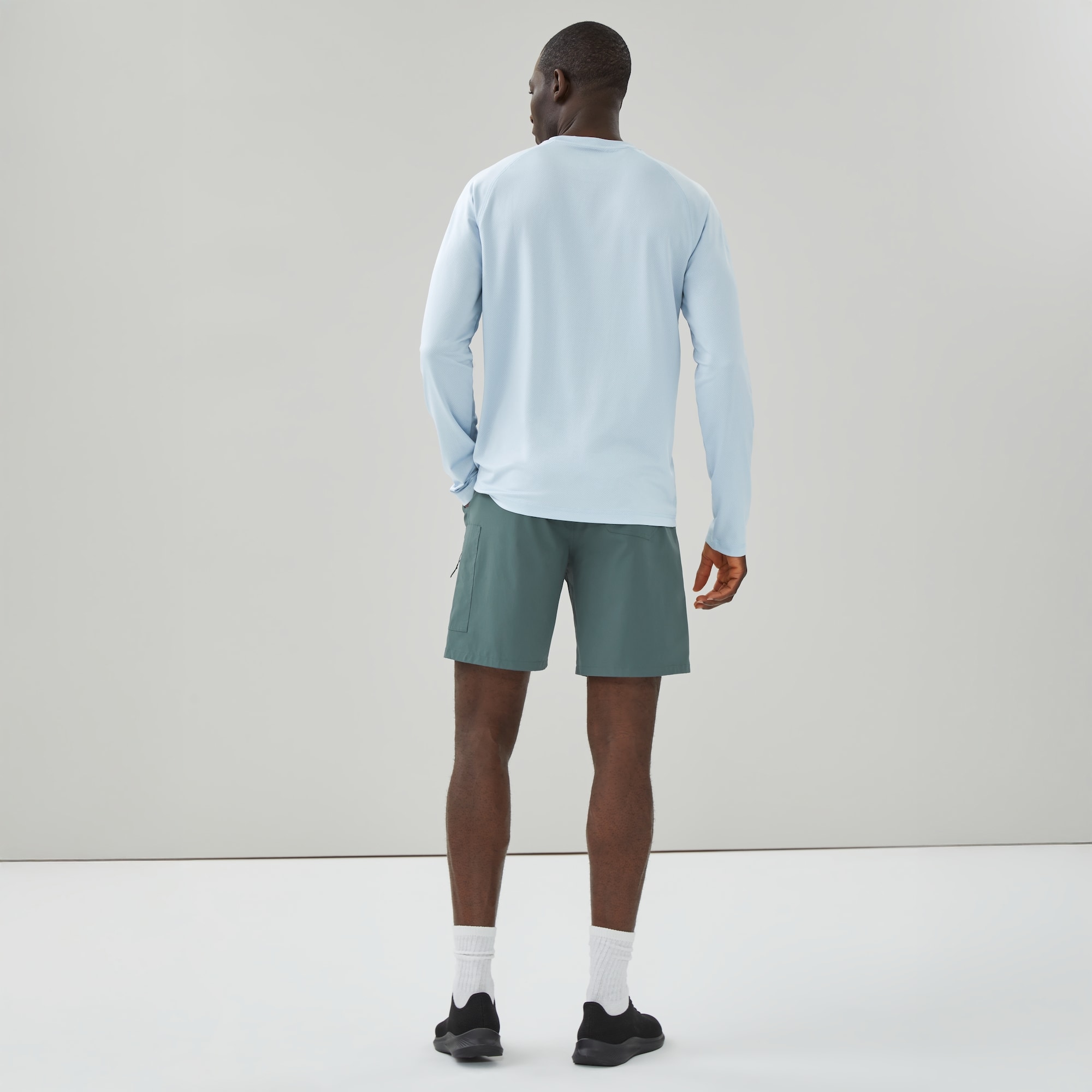 Haut sport à manches raglan longues pour hommes