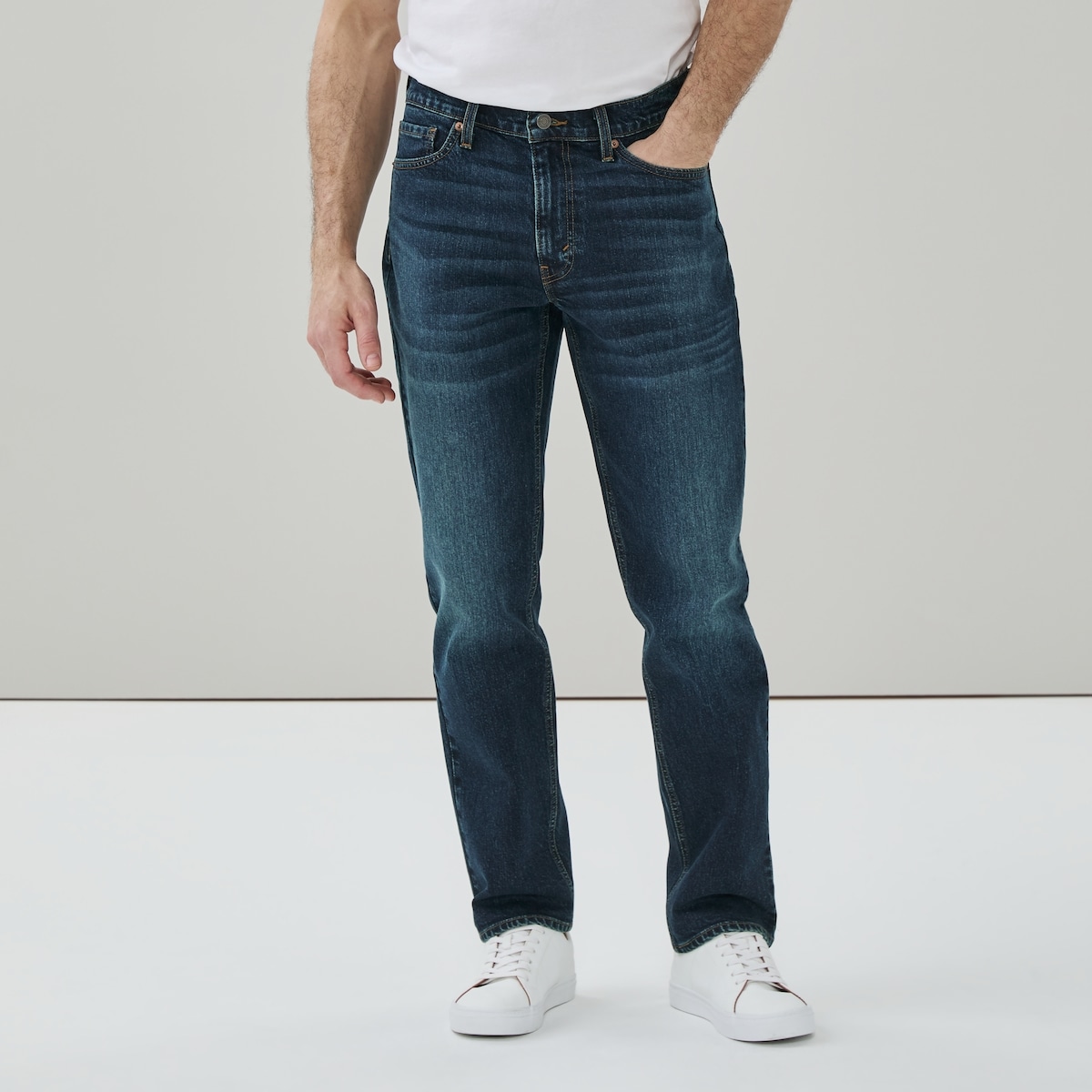 Men's Levi Strauss Signature Gold Athletic Jean - Dark Wash