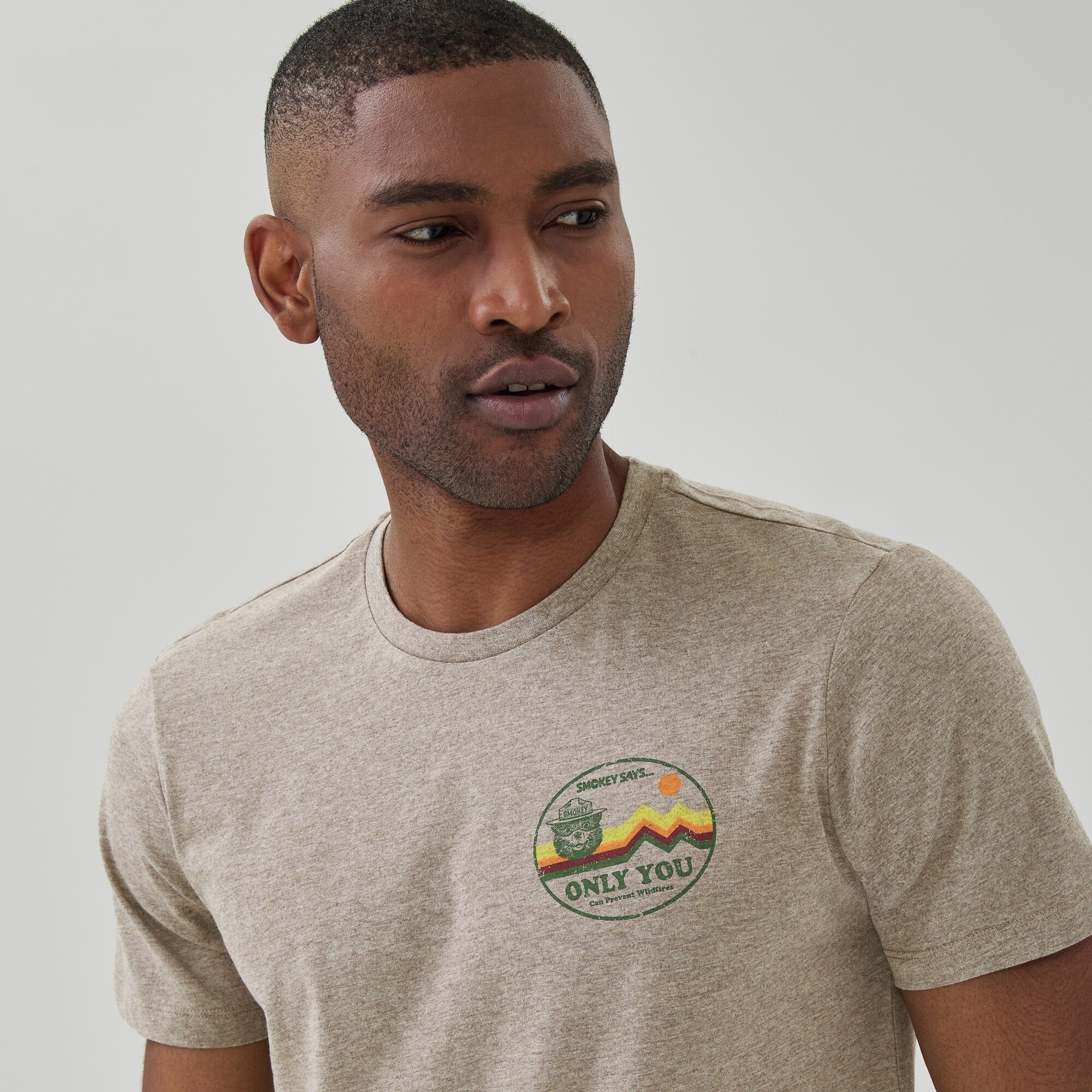 T-shirt imprimé Smokey Bear pour adultes
