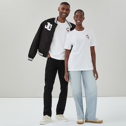 Joe Fresh T-shirt à imprimé Peanuts pour adultes 1 ea, 25,00 $/1ch