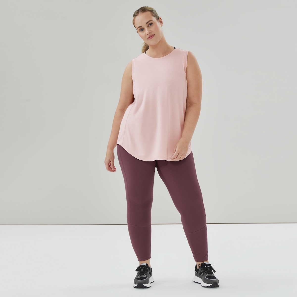 Women+ Active Moisture-Wicking Muscle Tank - Dusty Rose