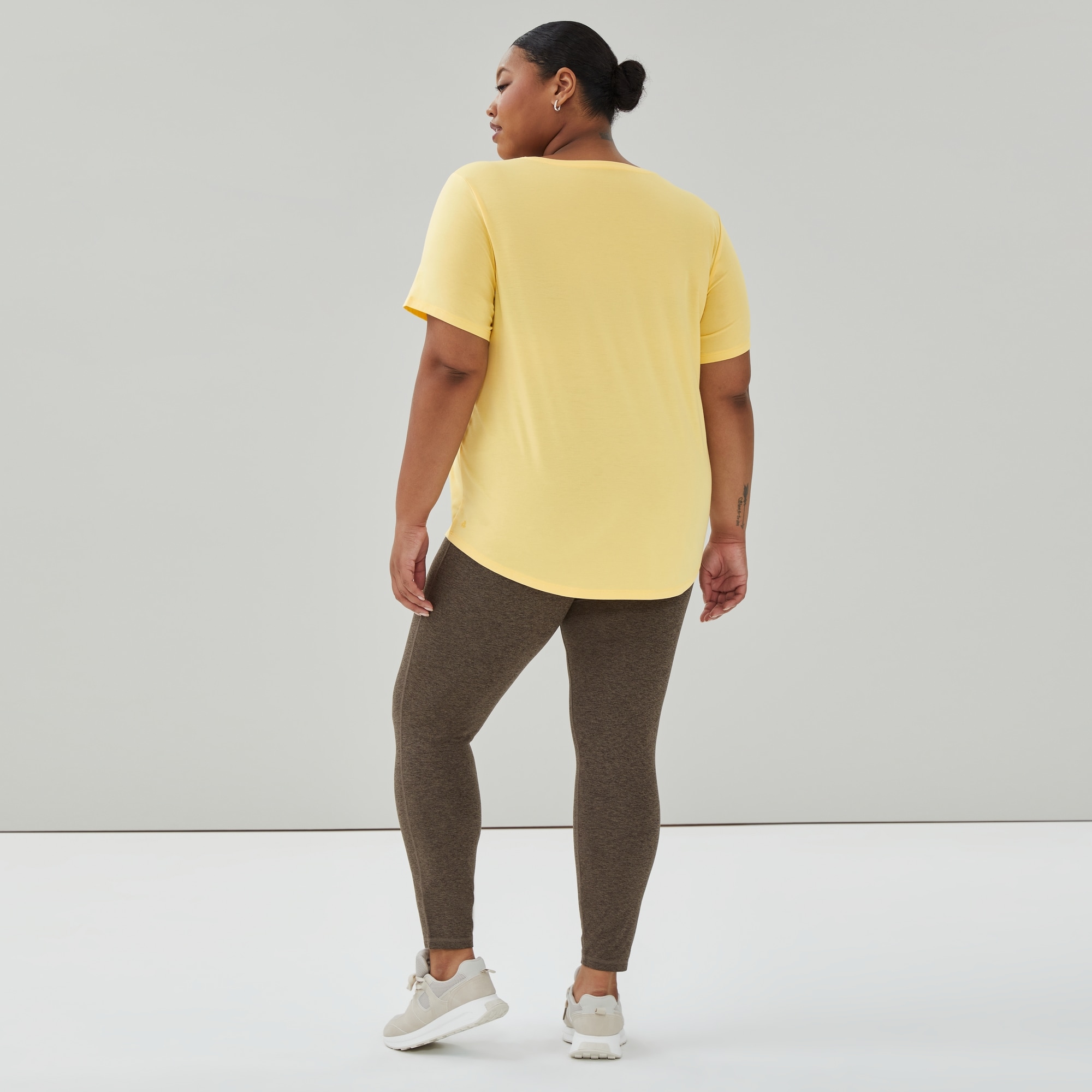 Women+ Active Scoop Neck T-Shirt