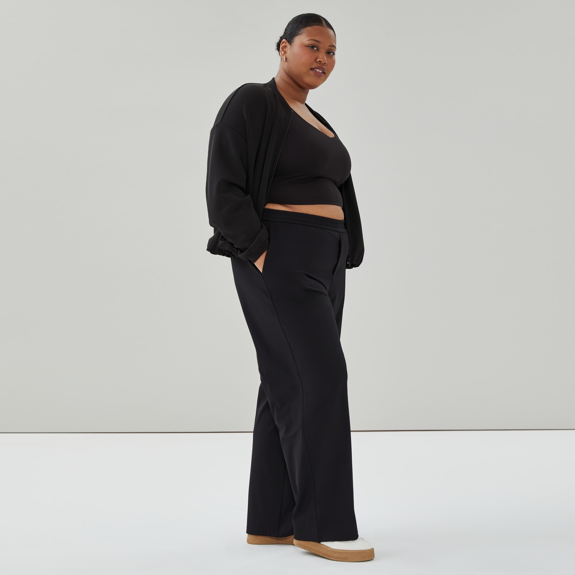 Women+ On-the-Go Wide Leg Pant