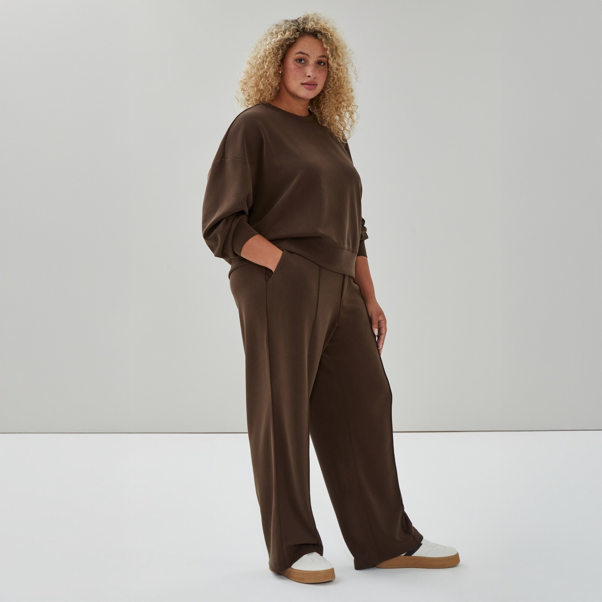 Women+ SoftWash Pintuck Sweatpant