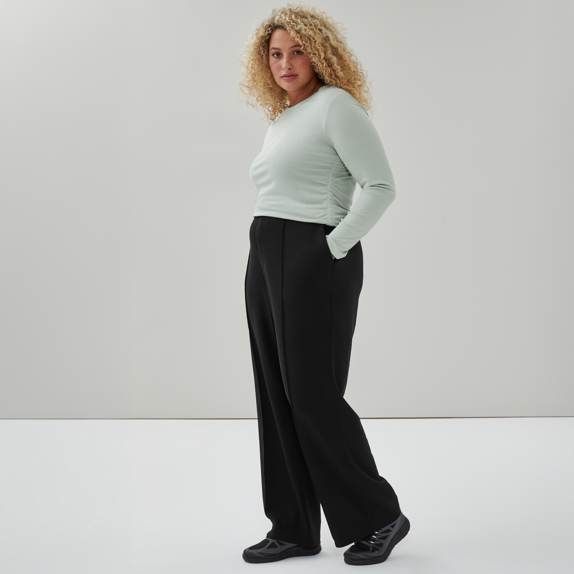 Women+ SoftWash Pintuck Sweatpant