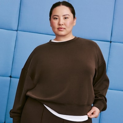 Women+ SoftWash Cropped Sweatshirt - Dark Brown