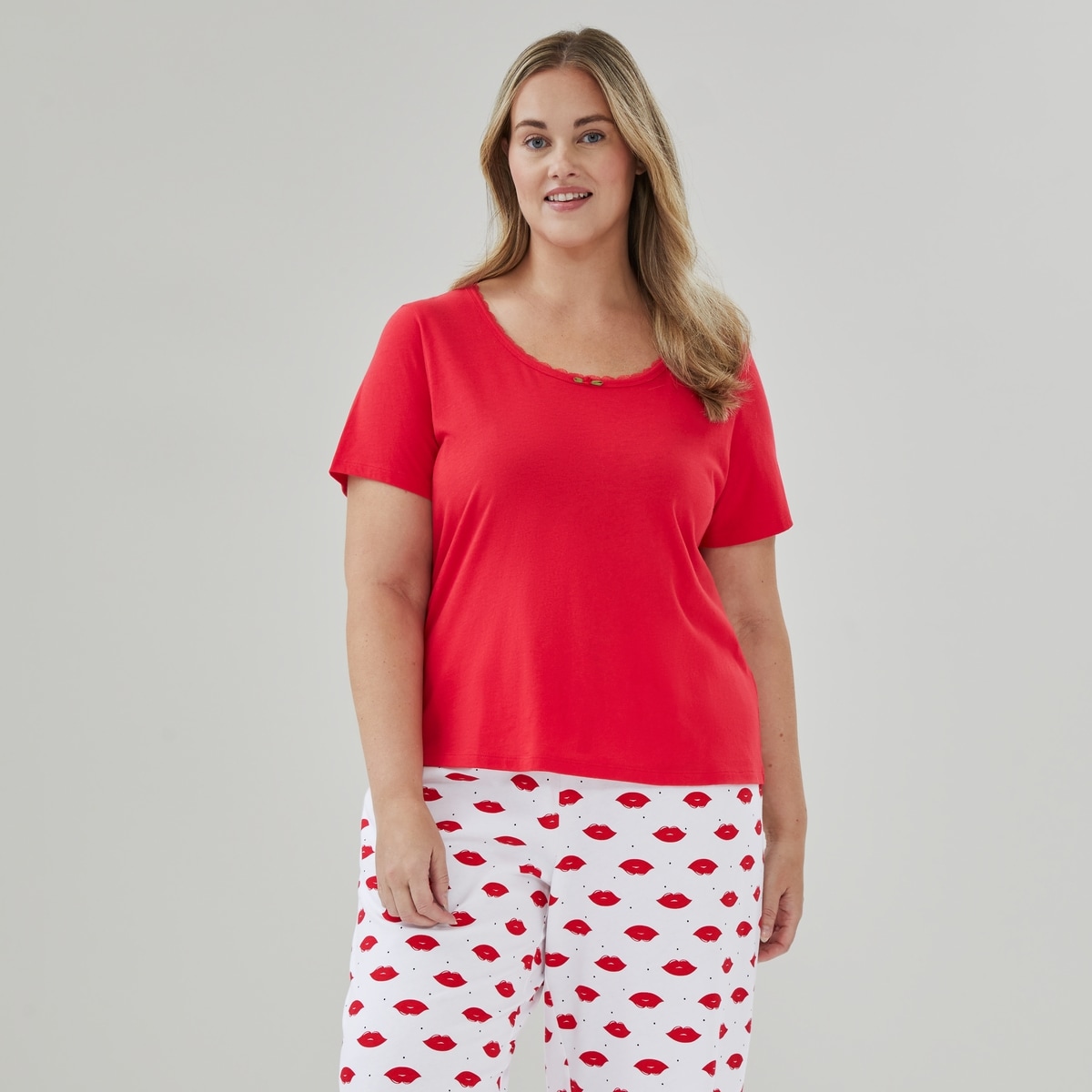 Women+ Sleep T-Shirt - Light Red