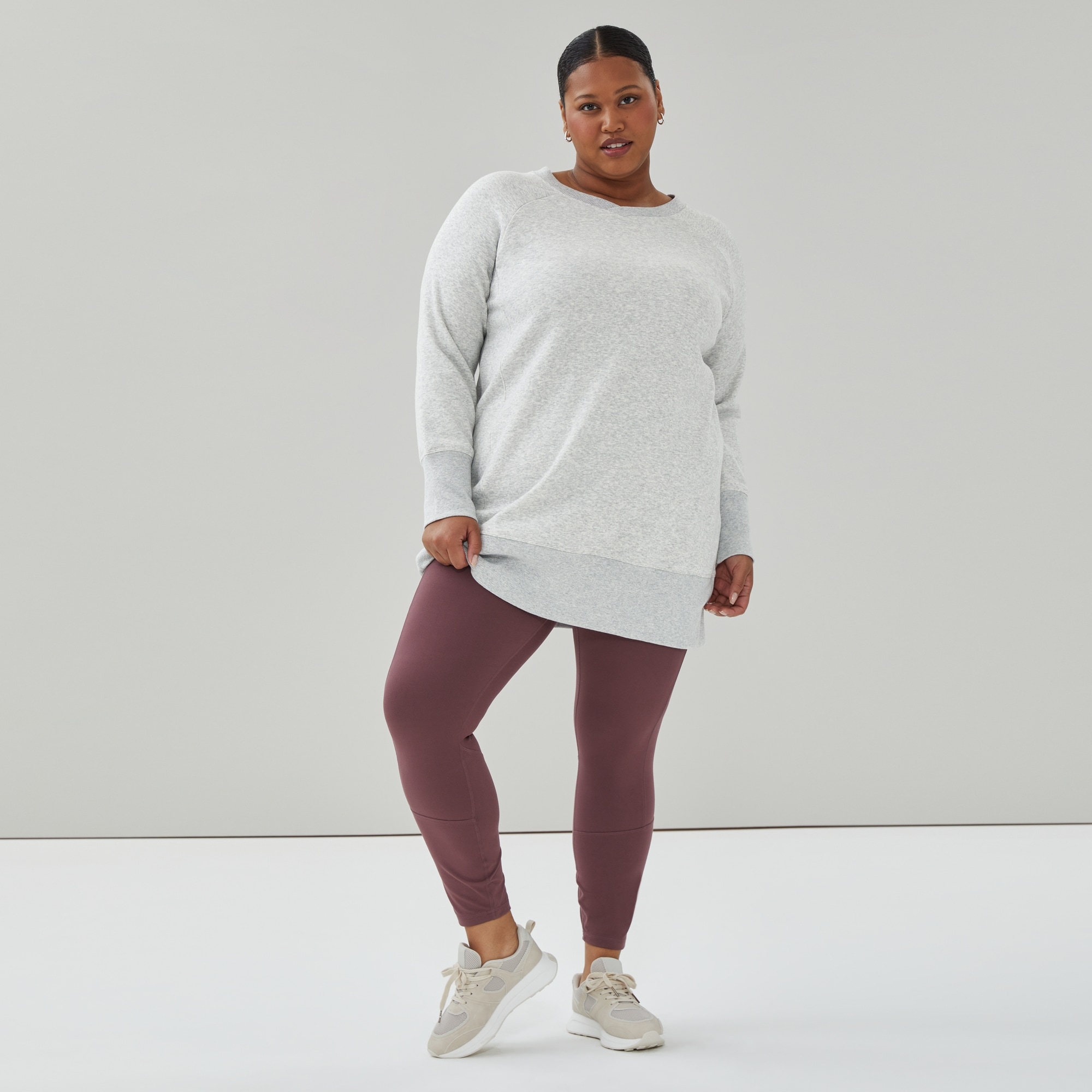 Women+ Active Fleece V-Neck Sweatshirt