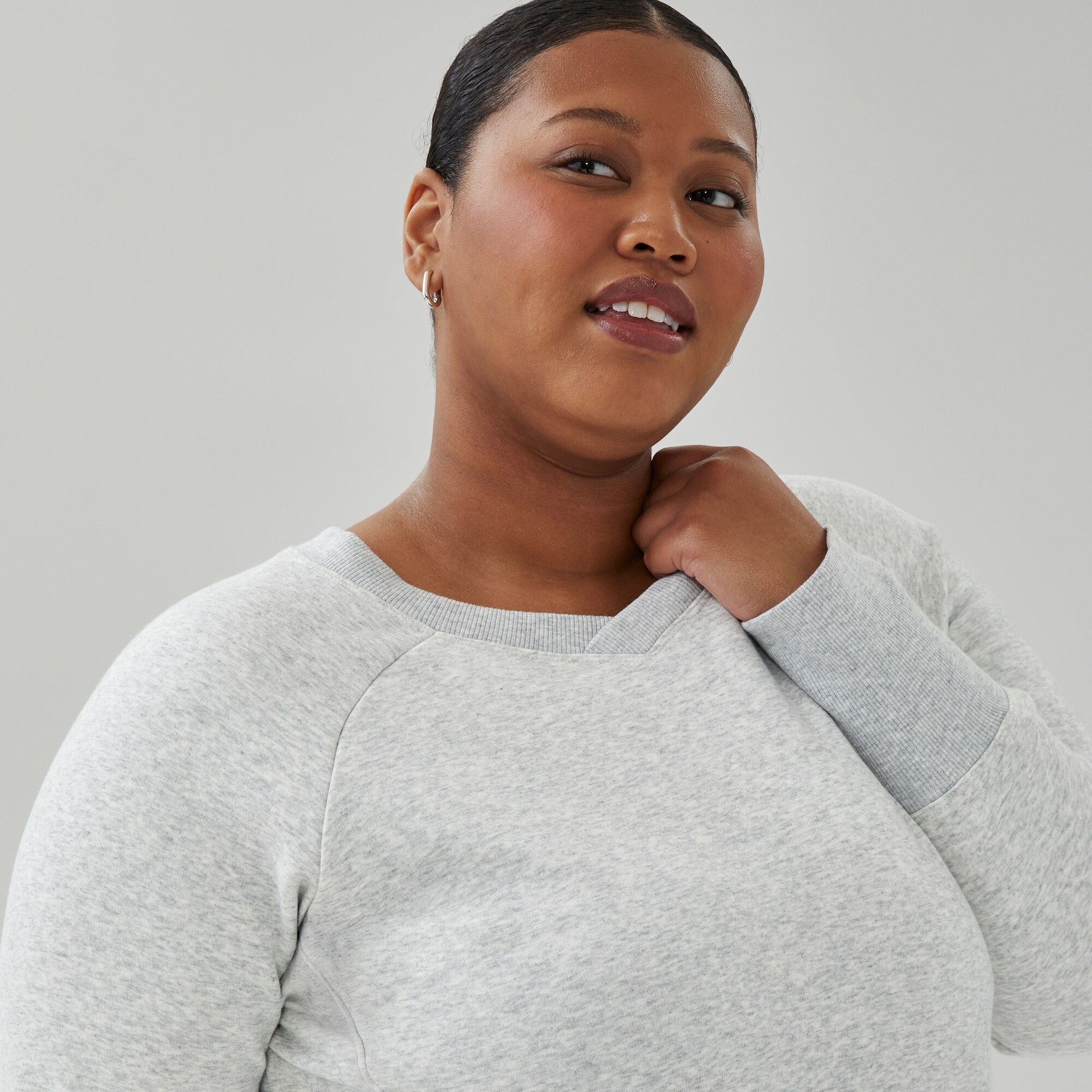 Women+ Active Fleece V-Neck Sweatshirt