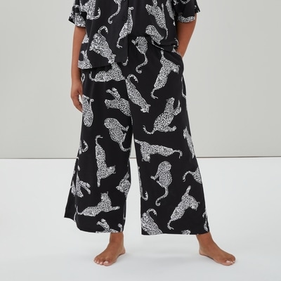 Women+ Printed Cropped Sleep Pant - Black