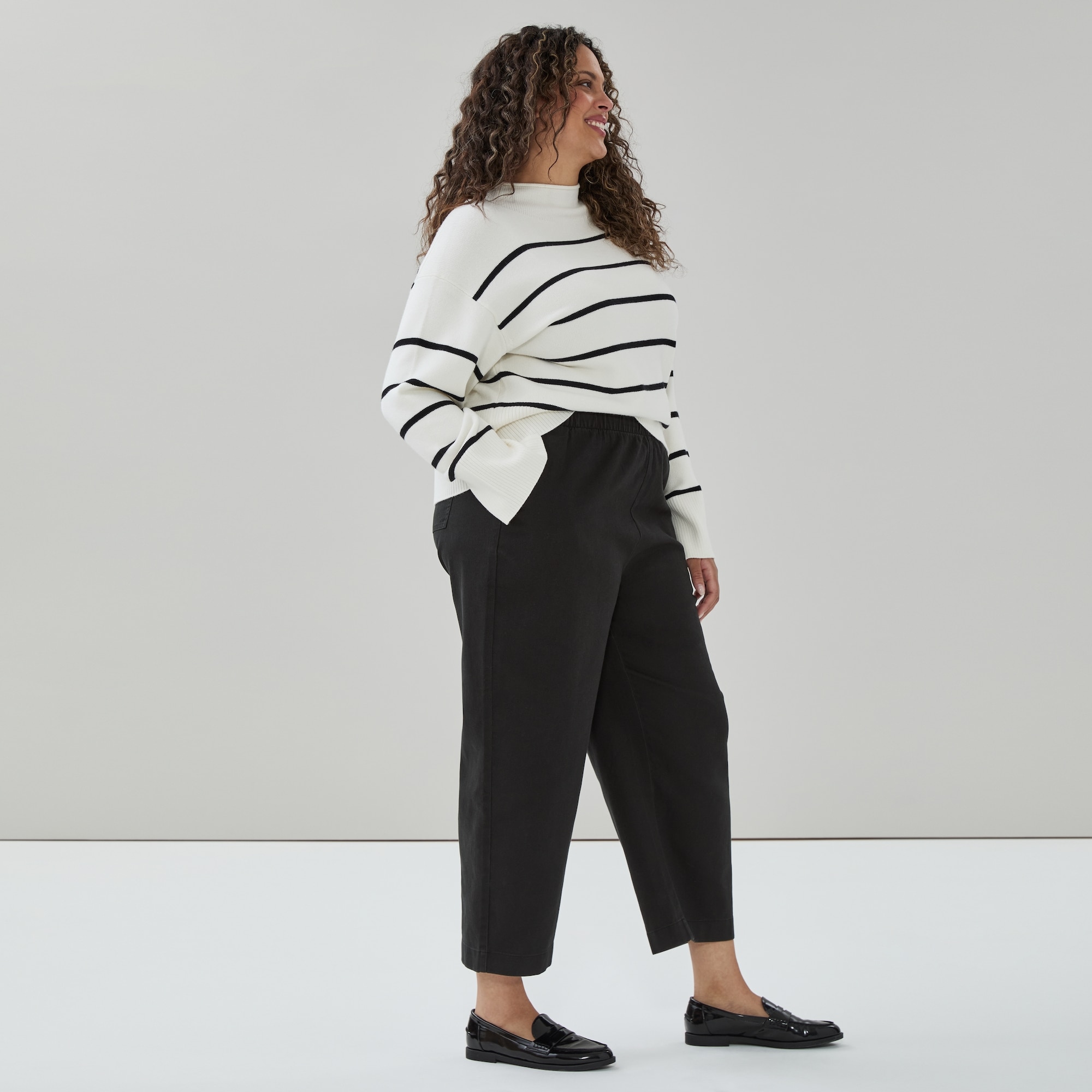 Women+ Pull-On Ankle Pant