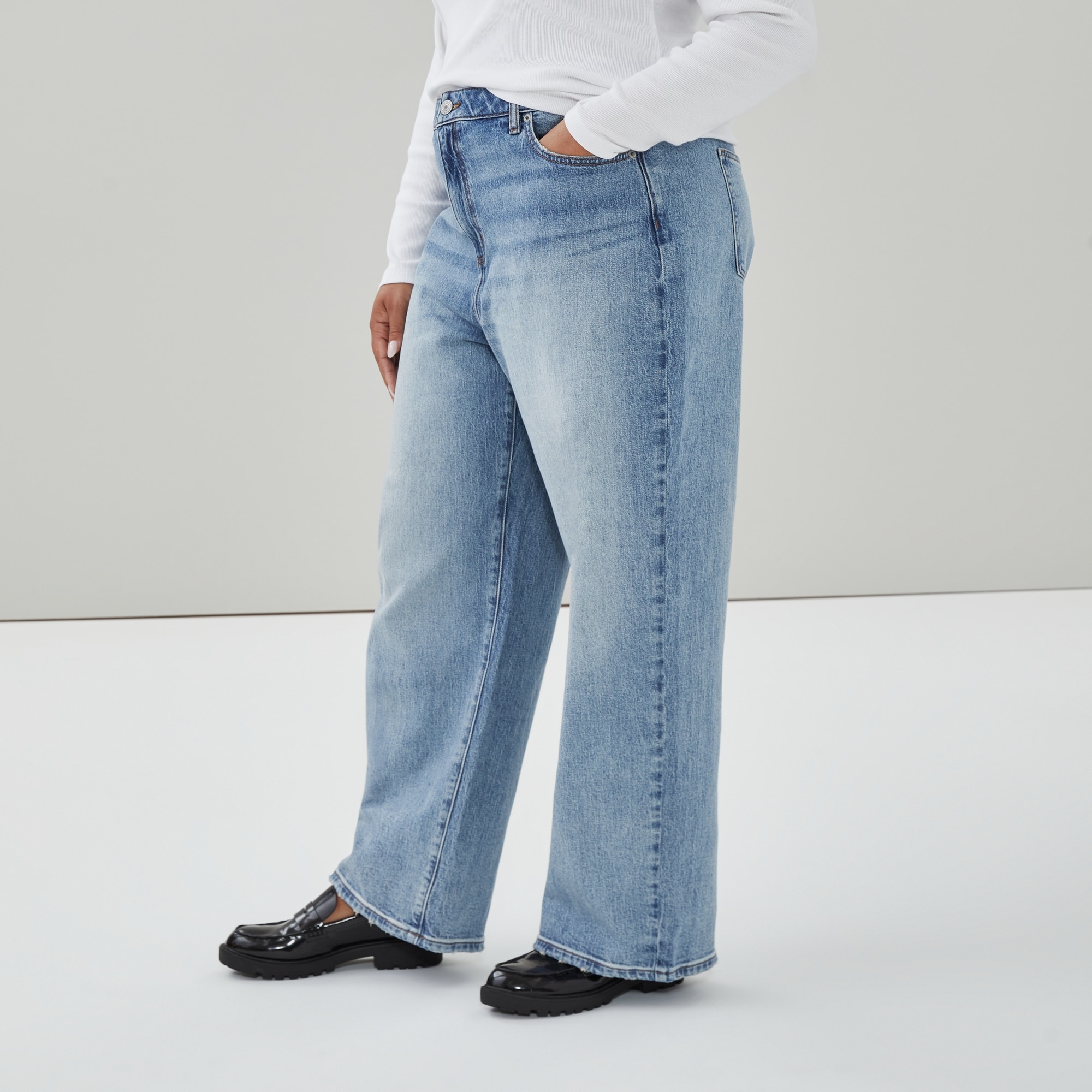 Women+ Medium Wash High Rise Wide Leg Jean