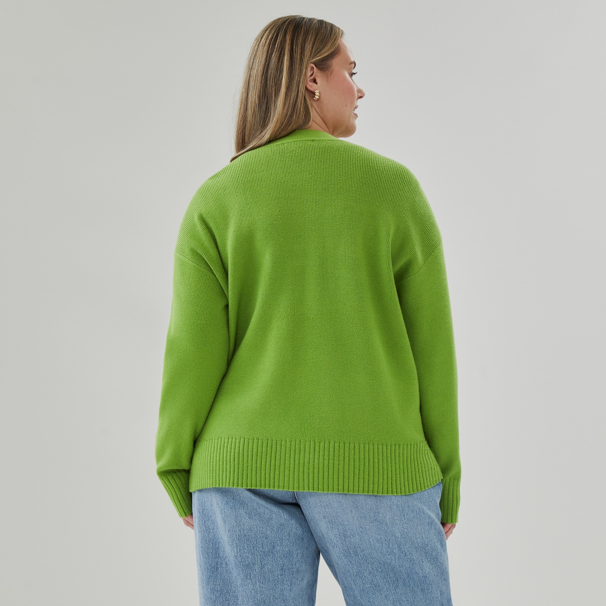 Women+ Relaxed Cardigan in Green from Joe Fresh