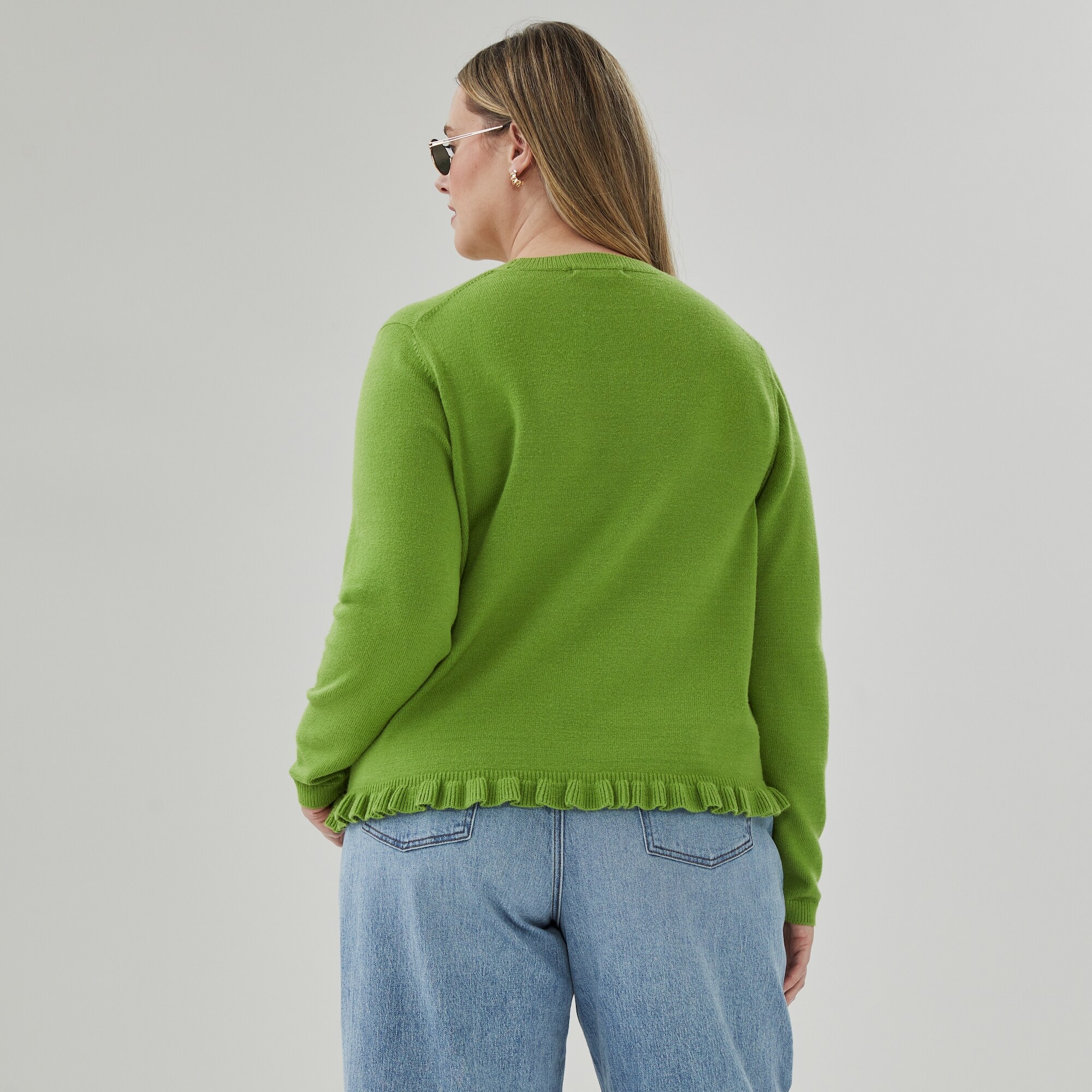 Chandail en tricot avec ourlet à volants Femmes+