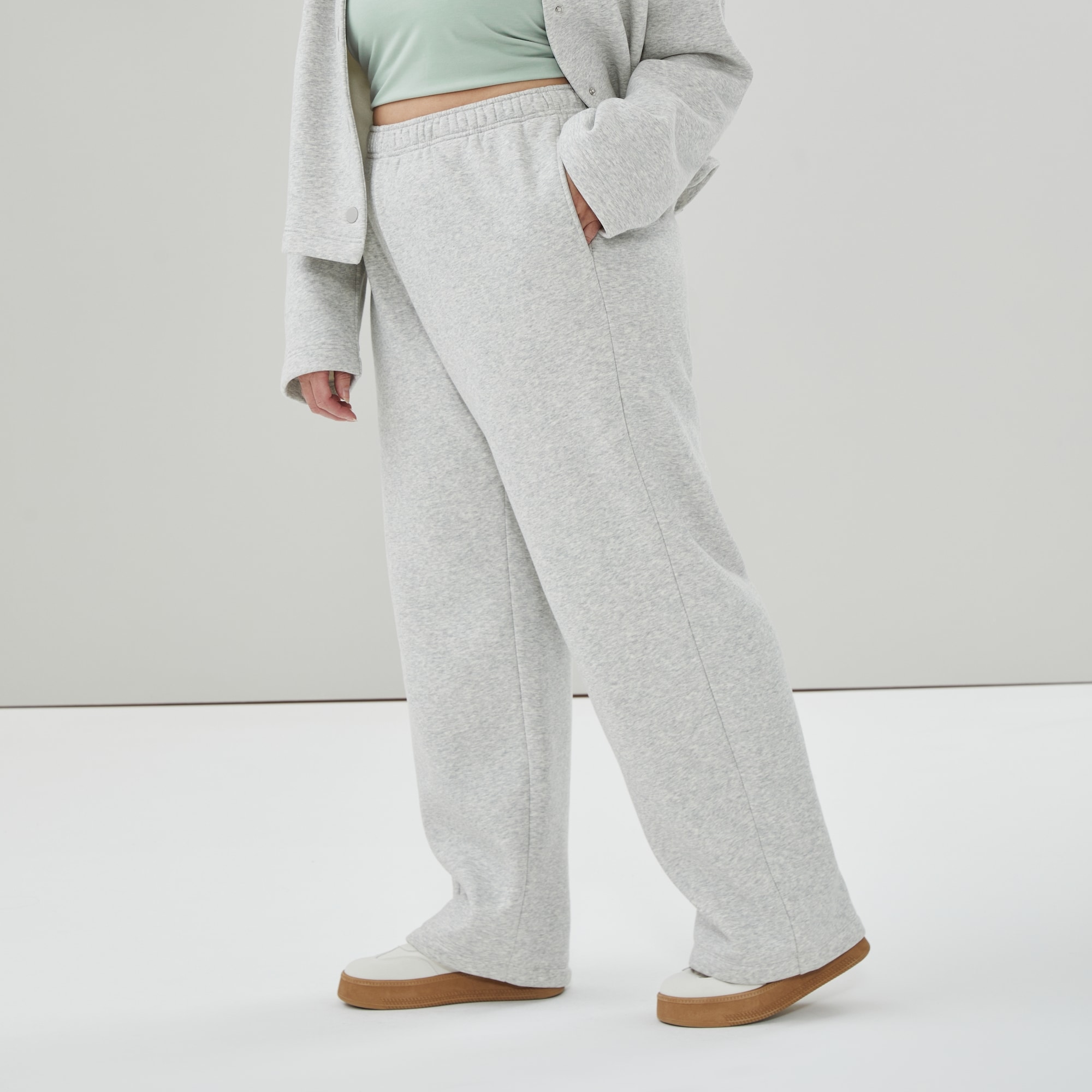 Women+ CozyFleece Straight Sweatpant