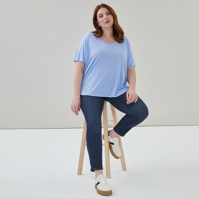 Joe Fresh T-shirt à col en V Femmes+ 1 ea, 16,00 $/1ch