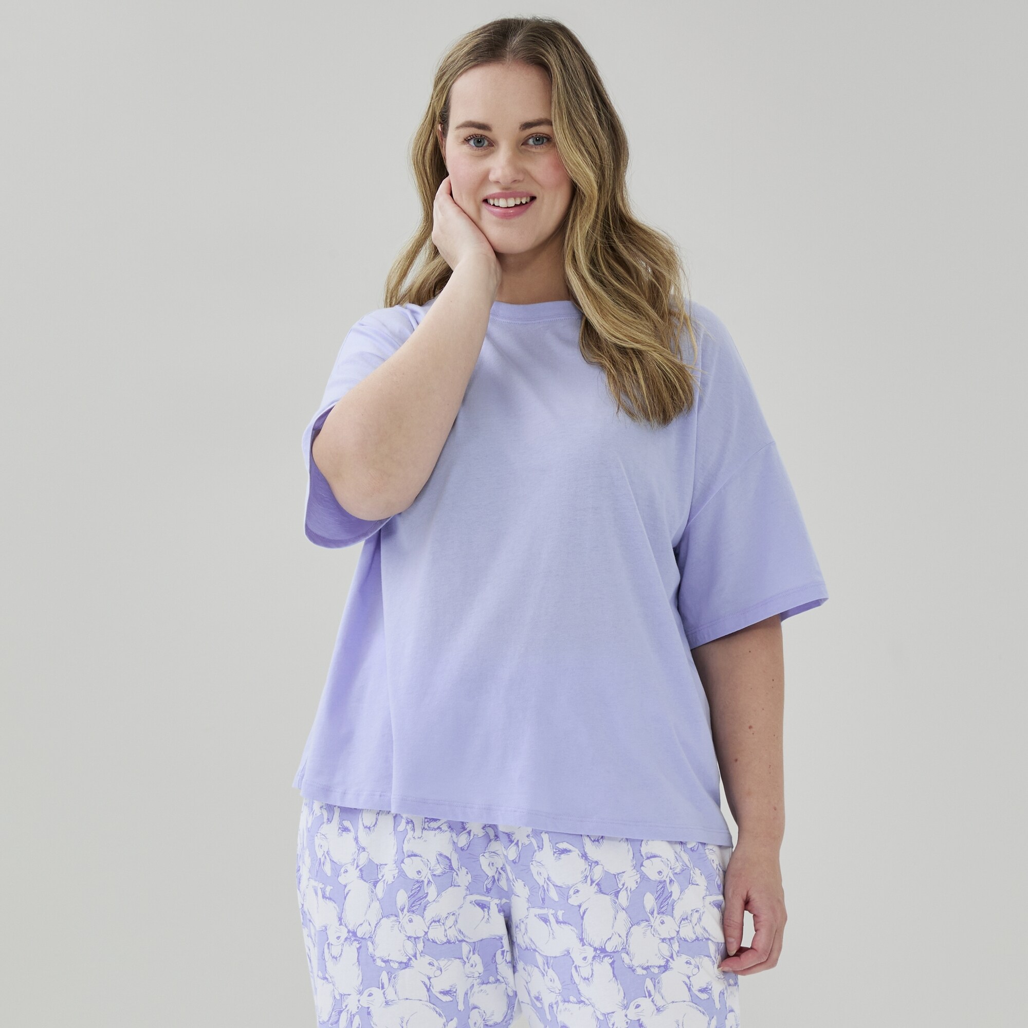 Women+ Relaxed Crewneck T-Shirt