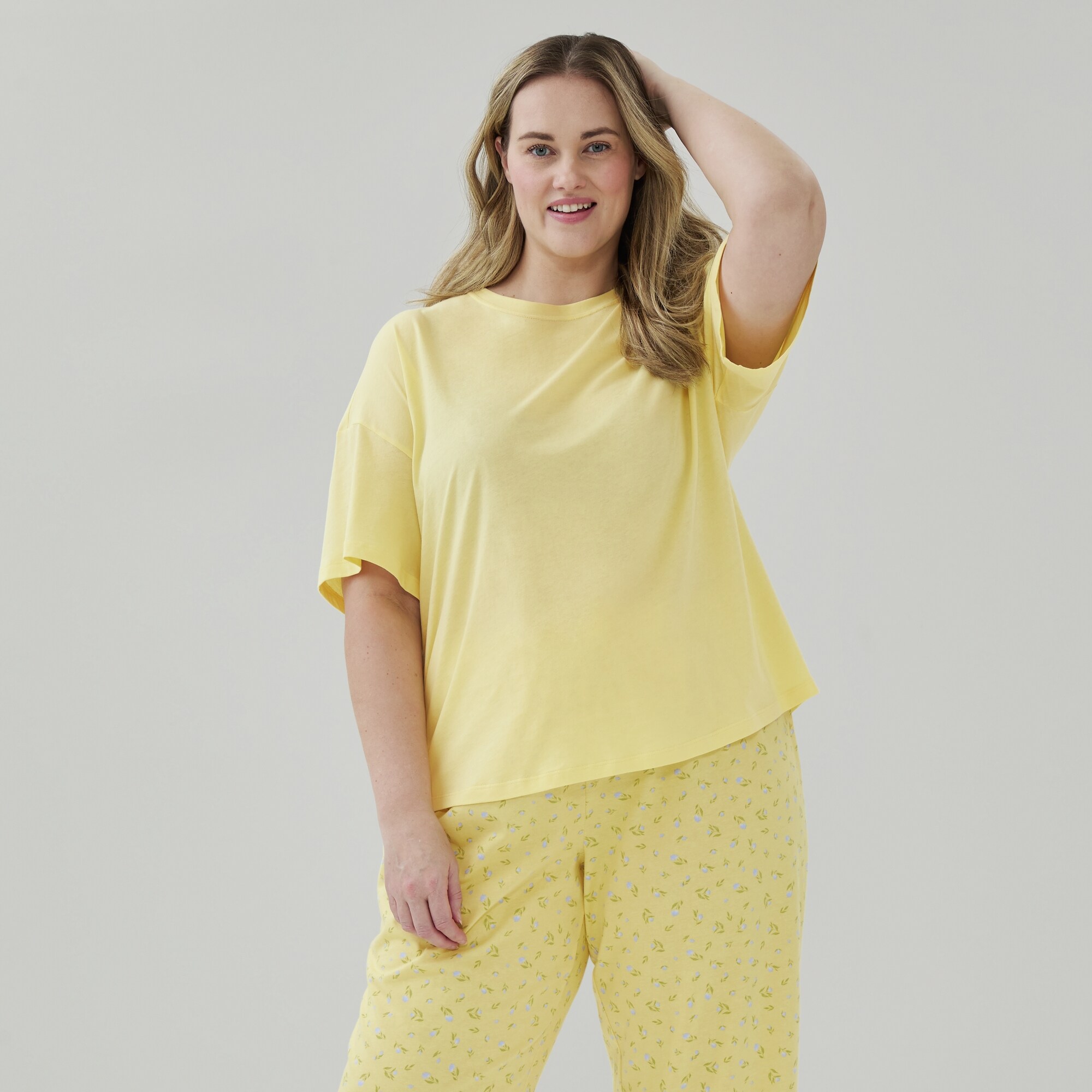 Women+ Relaxed Crewneck T-Shirt