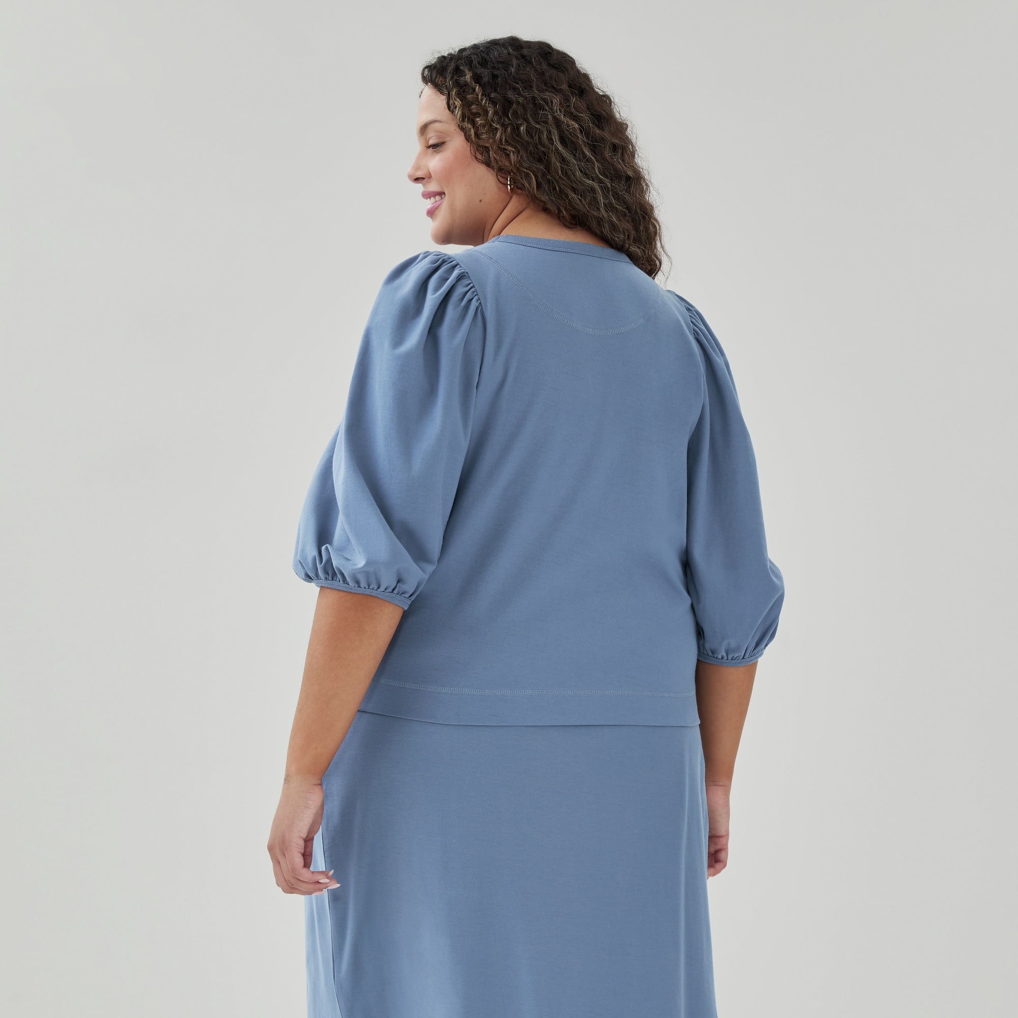 Women+ Heavyweight Cotton Puffed Sleeve Top in Dusty Blue from Joe