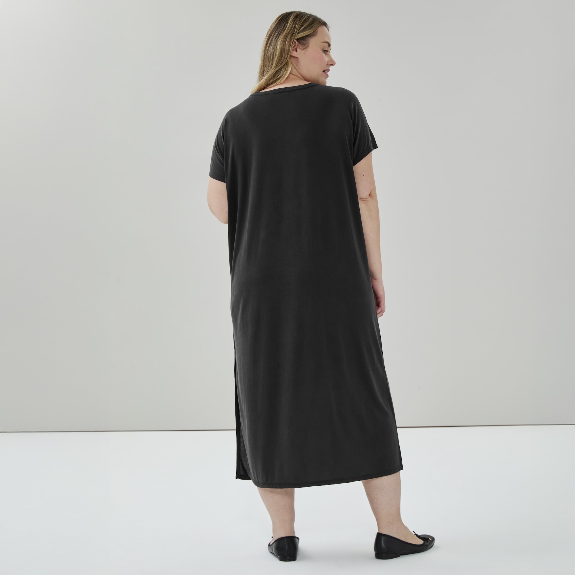 Women+ Sand Wash Short Sleeve Dress