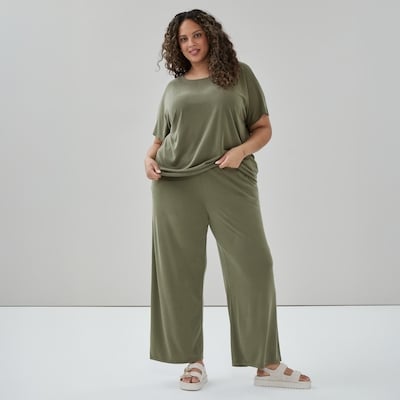 Pantalon usé à jambe large Femmes+ - Olive Foncé