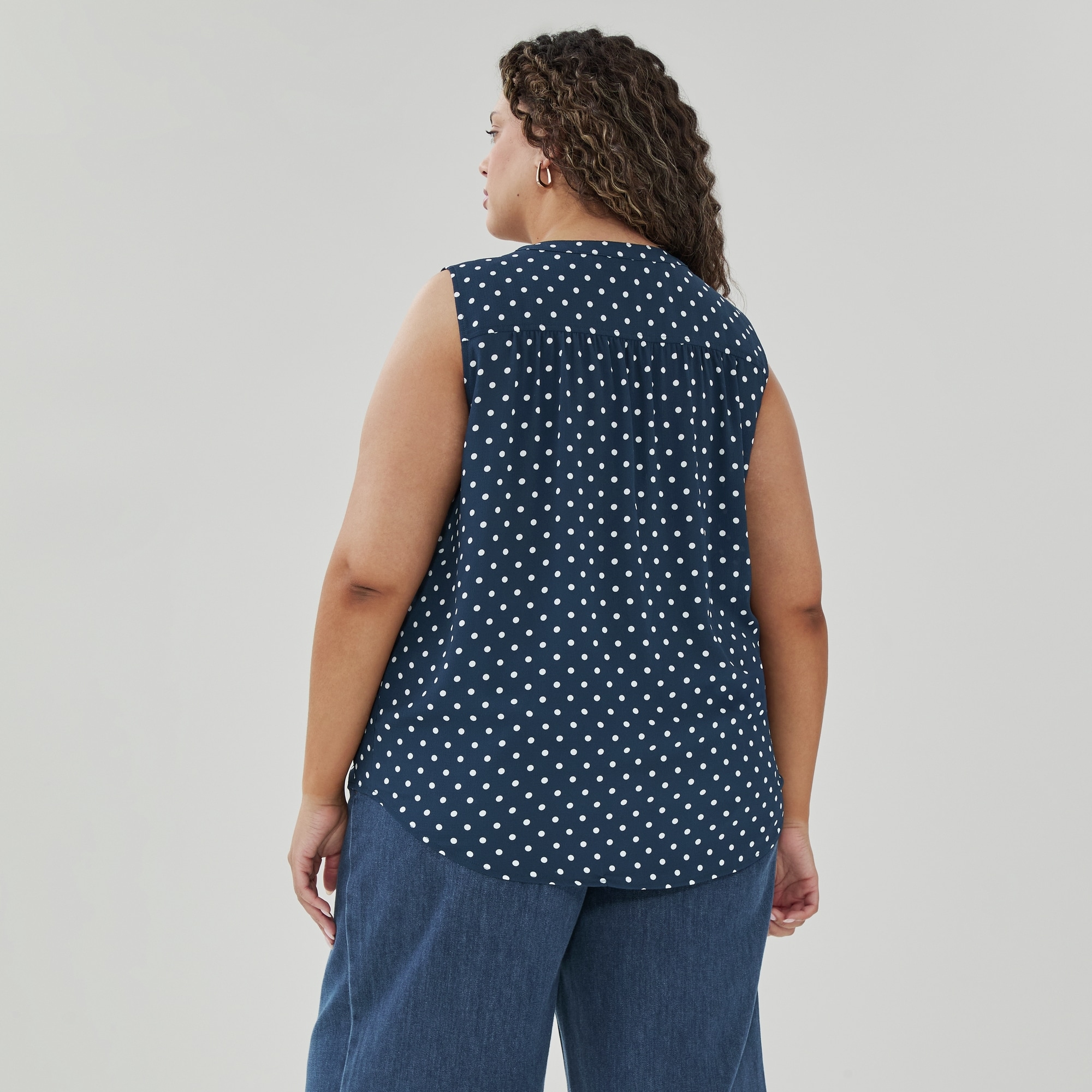 Women+ Printed V-Neck Tank Top in Navy from Joe Fresh