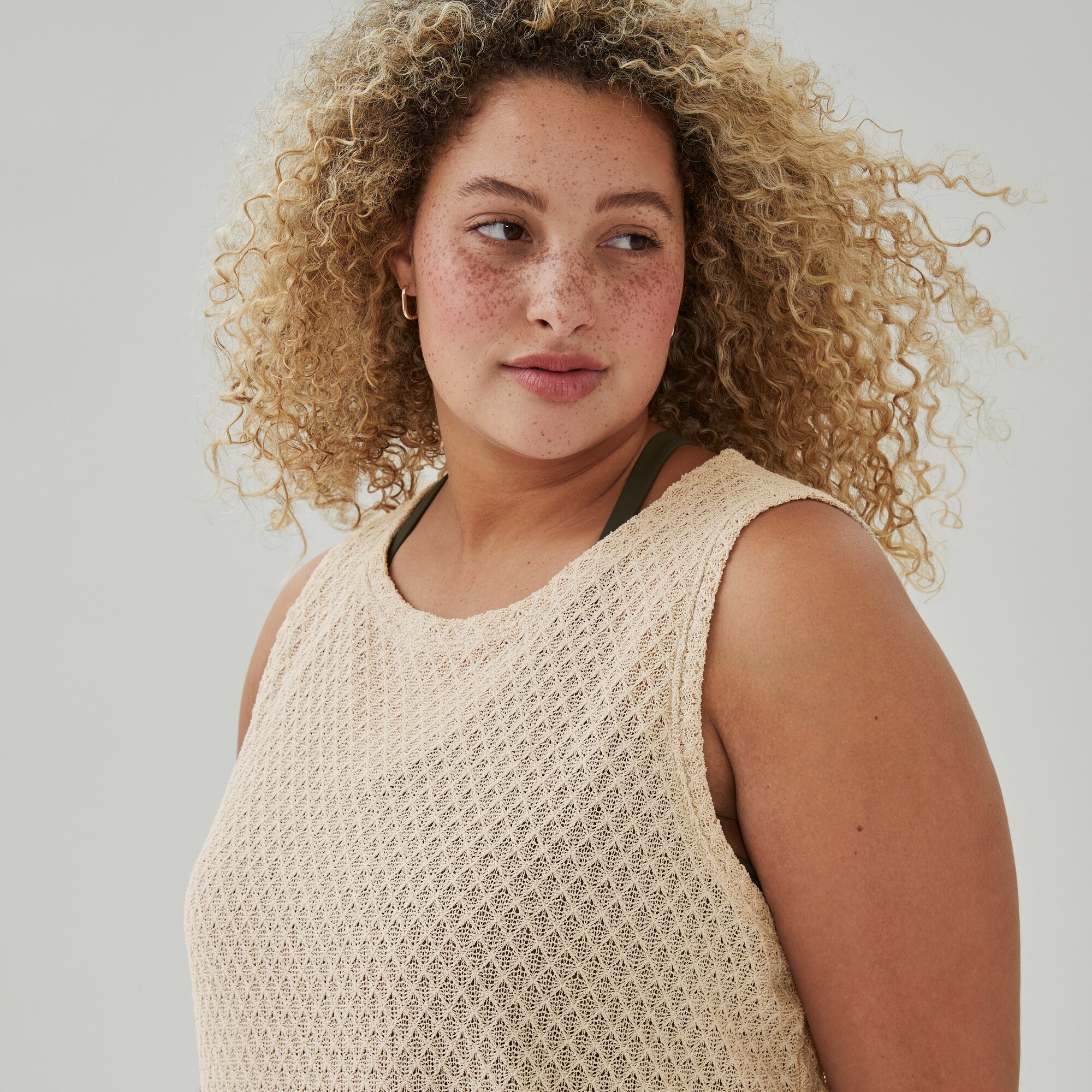 Robe cache-maillot crochetée Femmes+