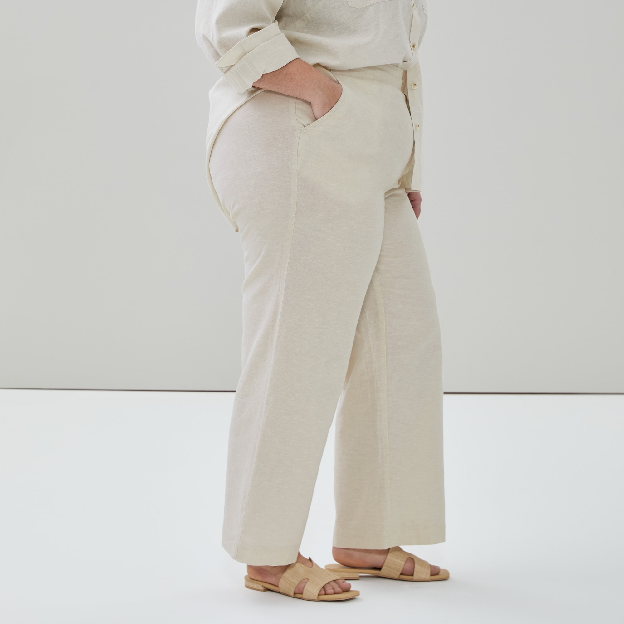 Women+ Linen Cotton Wide Leg Pant in Linen from Joe Fresh