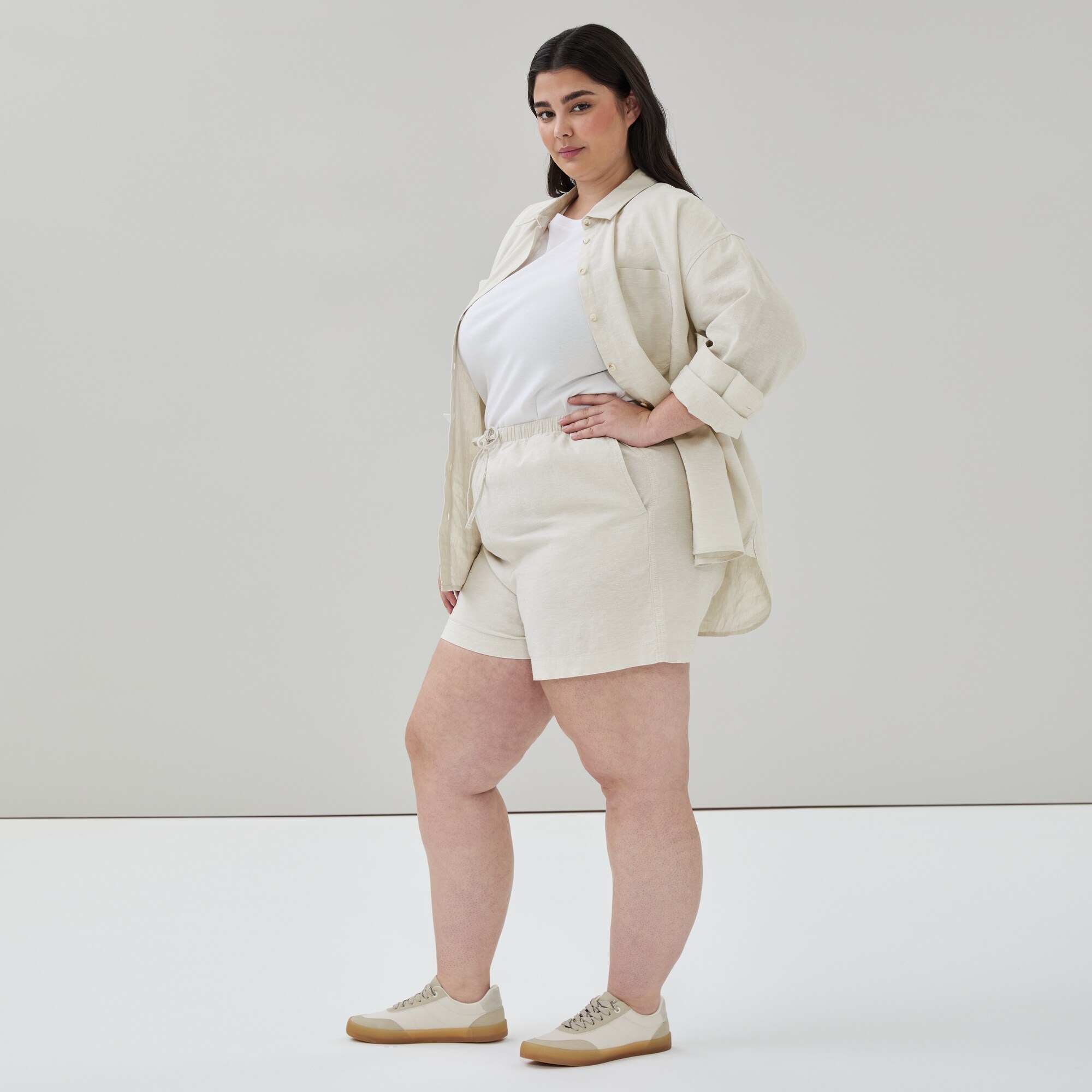 Short sans attache en lin et coton Femmes+