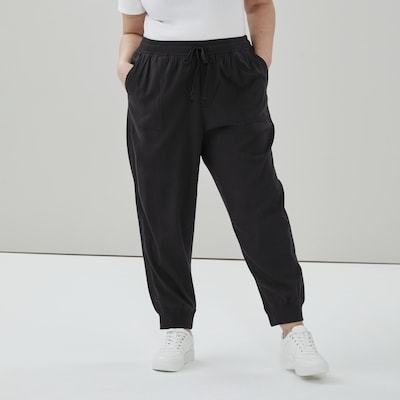 Women+ Mid Rise Jogger - JF Black