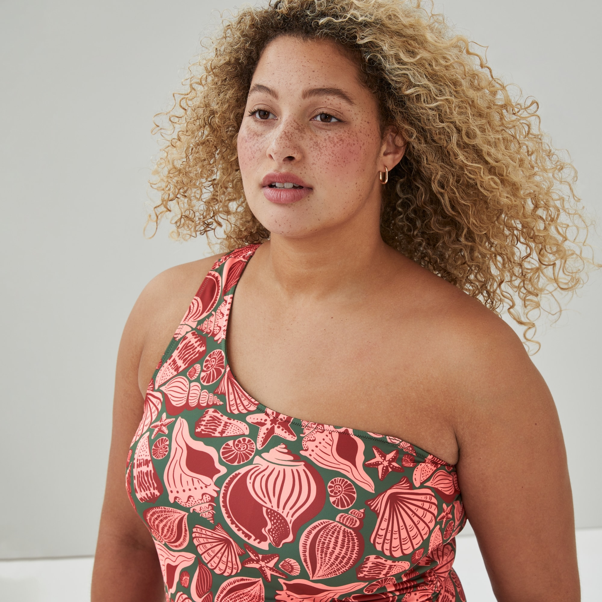 水着・ラッシュガード ohotoro Shirring One Shoulder Swimsuit Women+ One Shoulder Swimsuit in Green from Joe Fresh