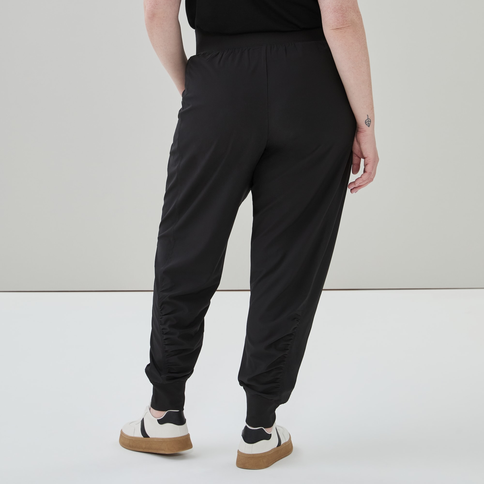 Women+ Active Stretch Jogger