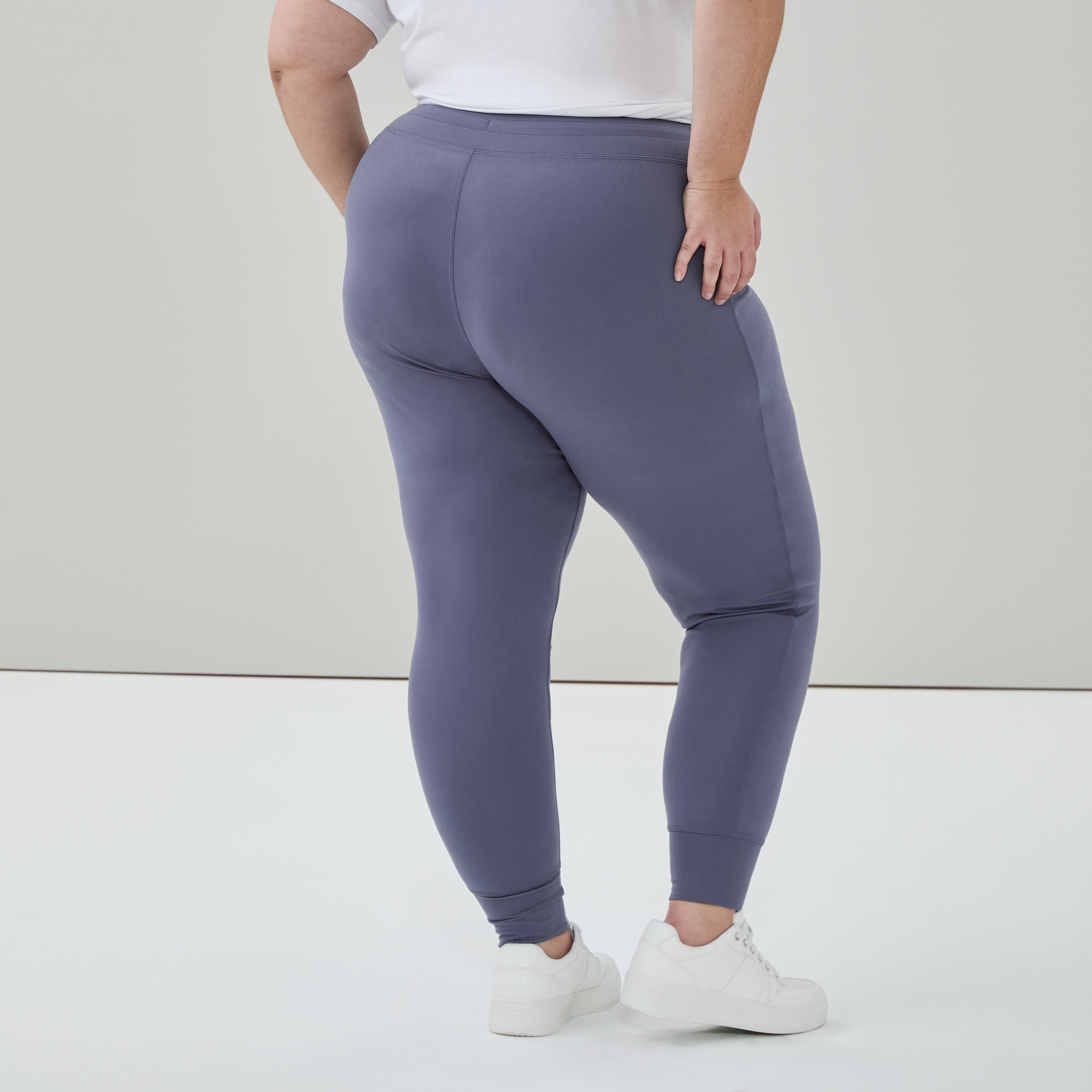 Women+ Active Balance Slim Jogger
