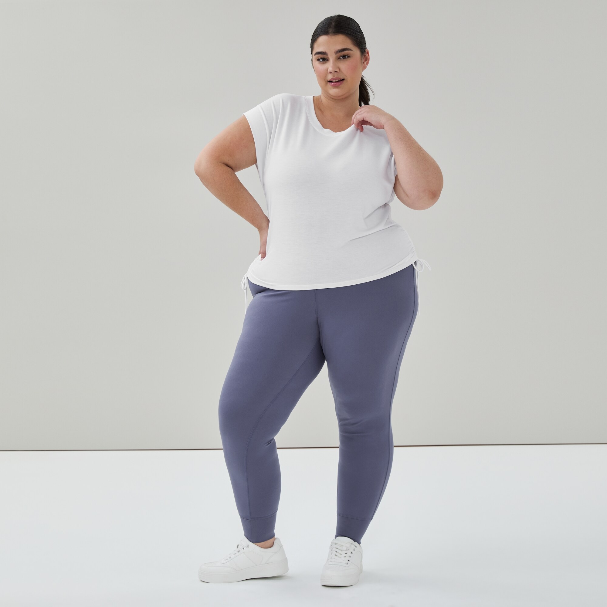 T-shirt court en micro-ratine bouclée Femmes+