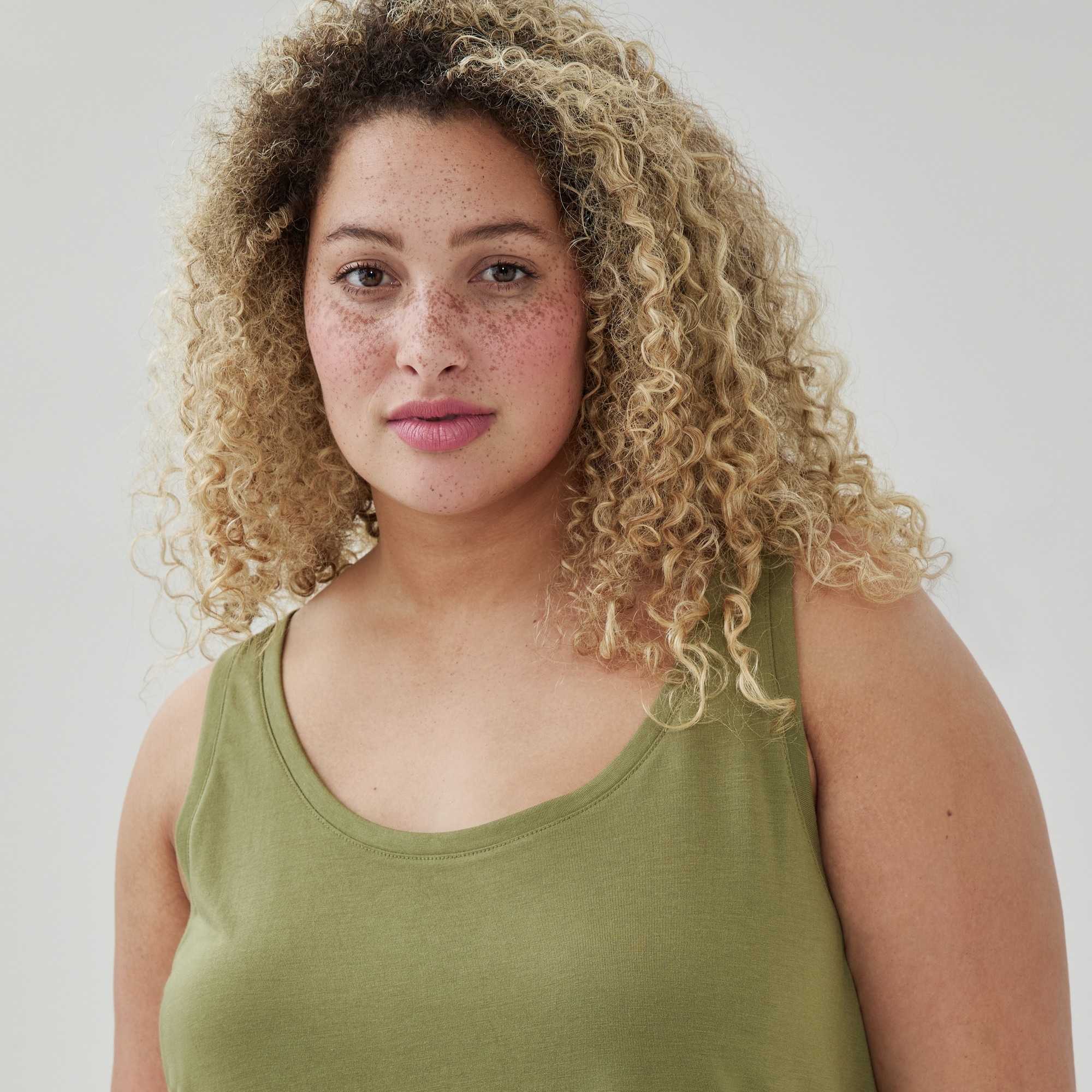 Women+ Relaxed Tank Top in Olive from Joe Fresh