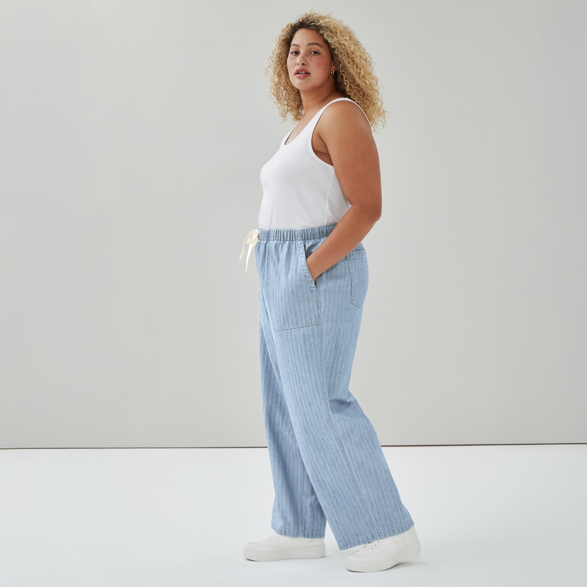 Women+ Light Wash Pull-On Utility Pant