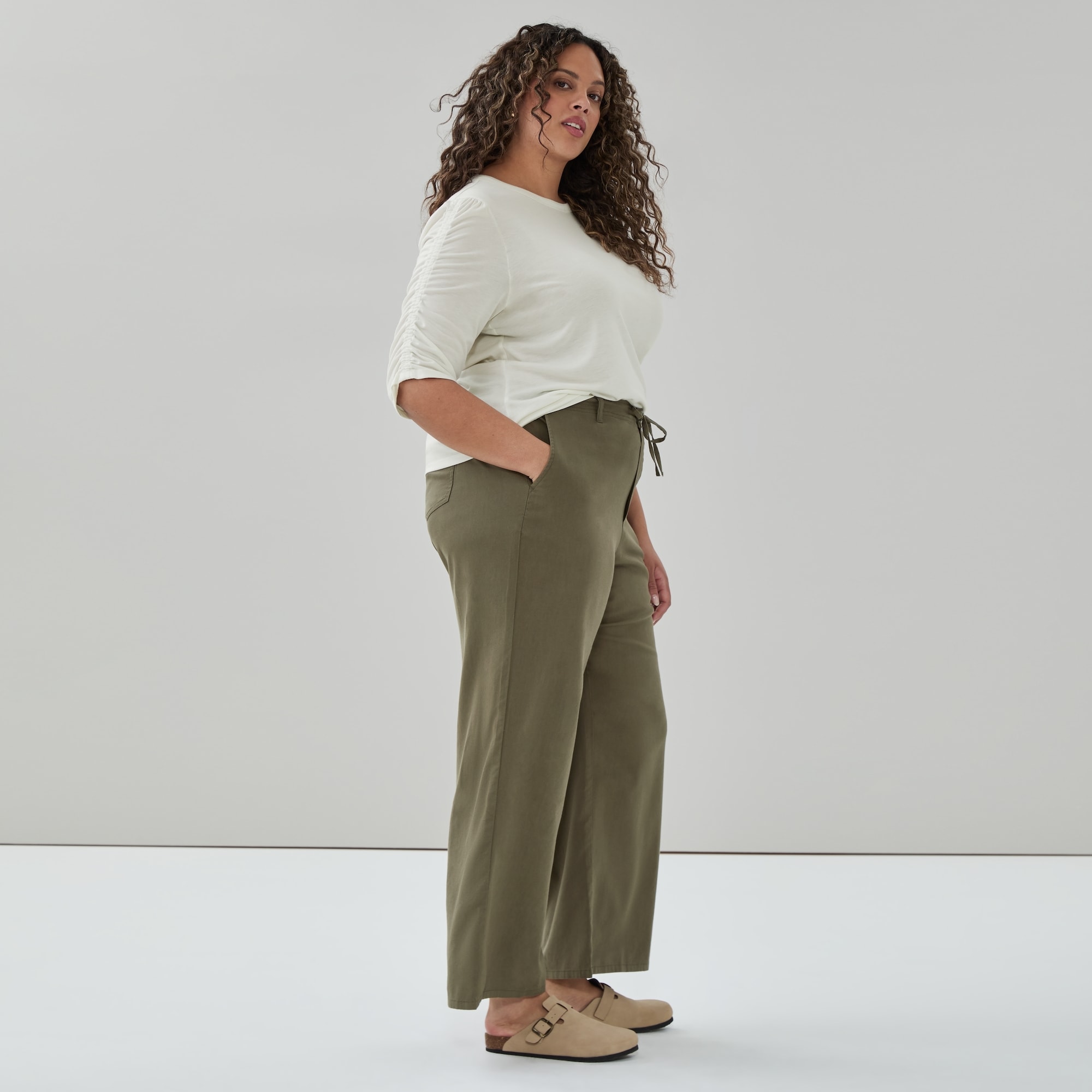 Women+ Dark Olive Wash Pull-On Pant in Dark Olive from Joe Fresh