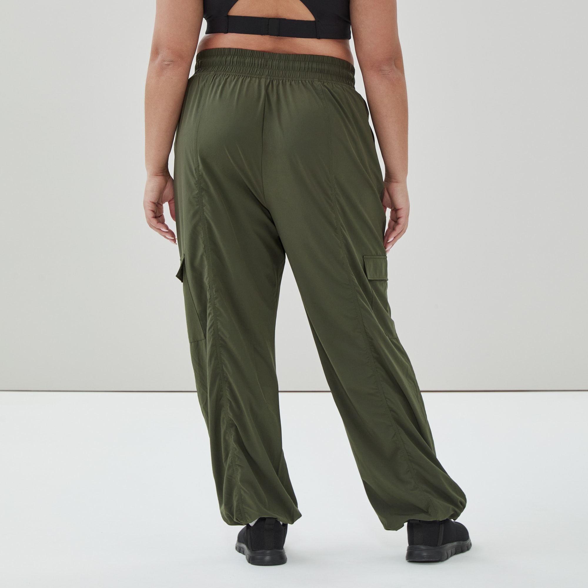 Women+ Cargo Pant in Army Green from Joe Fresh
