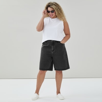 Women+ Dark Wash Baggy Denim Jort - Black