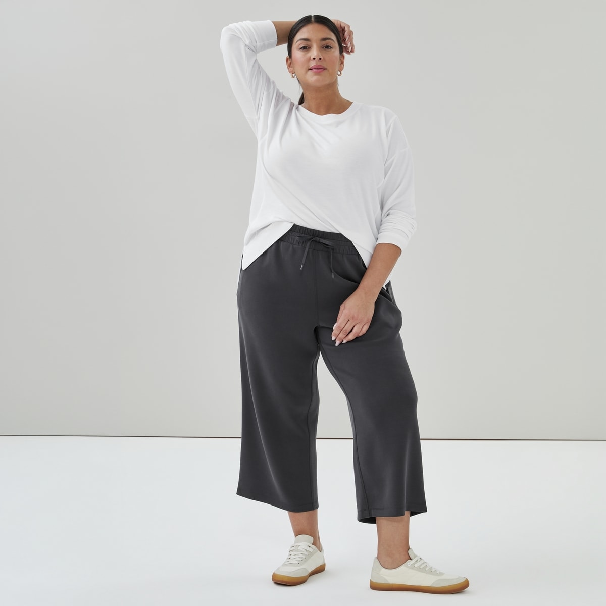 Women+ Active Sandwash Cropped Pant - Dark Grey