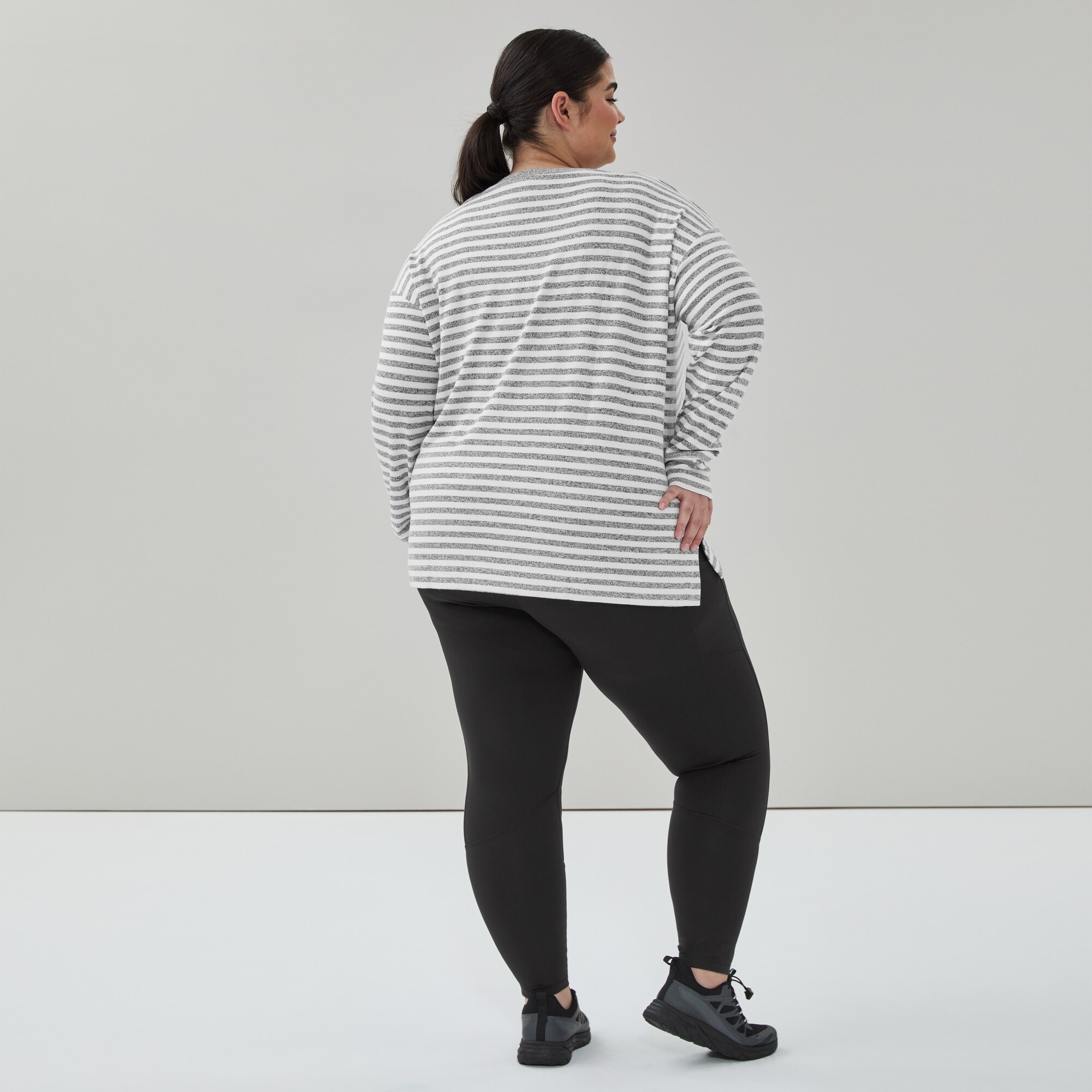 Chandail en molleton de détente sport rayé Femmes+