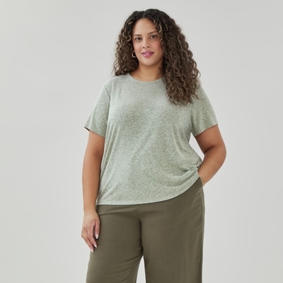 Joe Fresh T-shirt à col ras du cou en lin mélangé Femmes+ 1 ea, 19,00 $/1ch